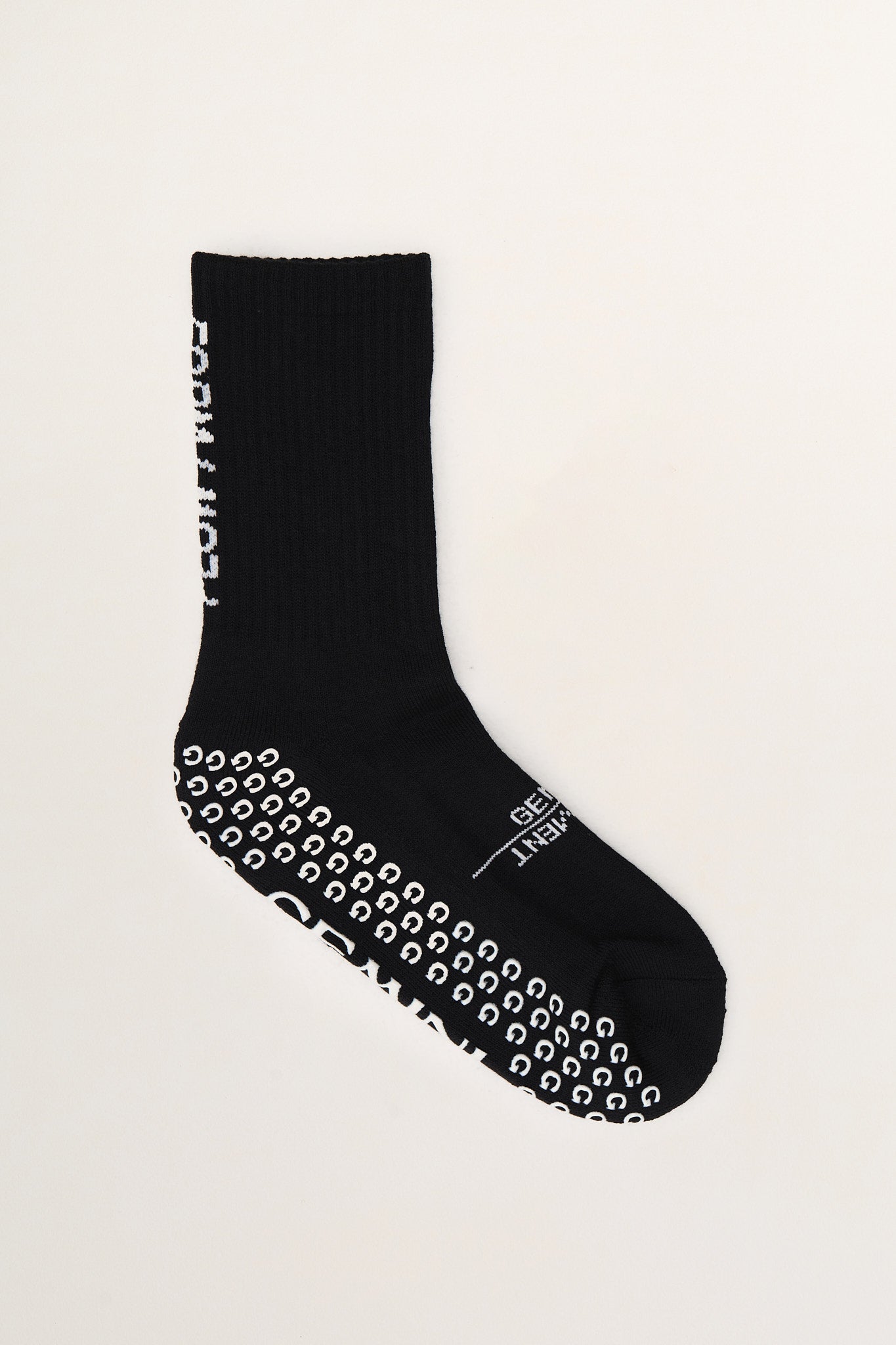 
                  
                    mens black pilates grip socks australia strong traction
                  
                