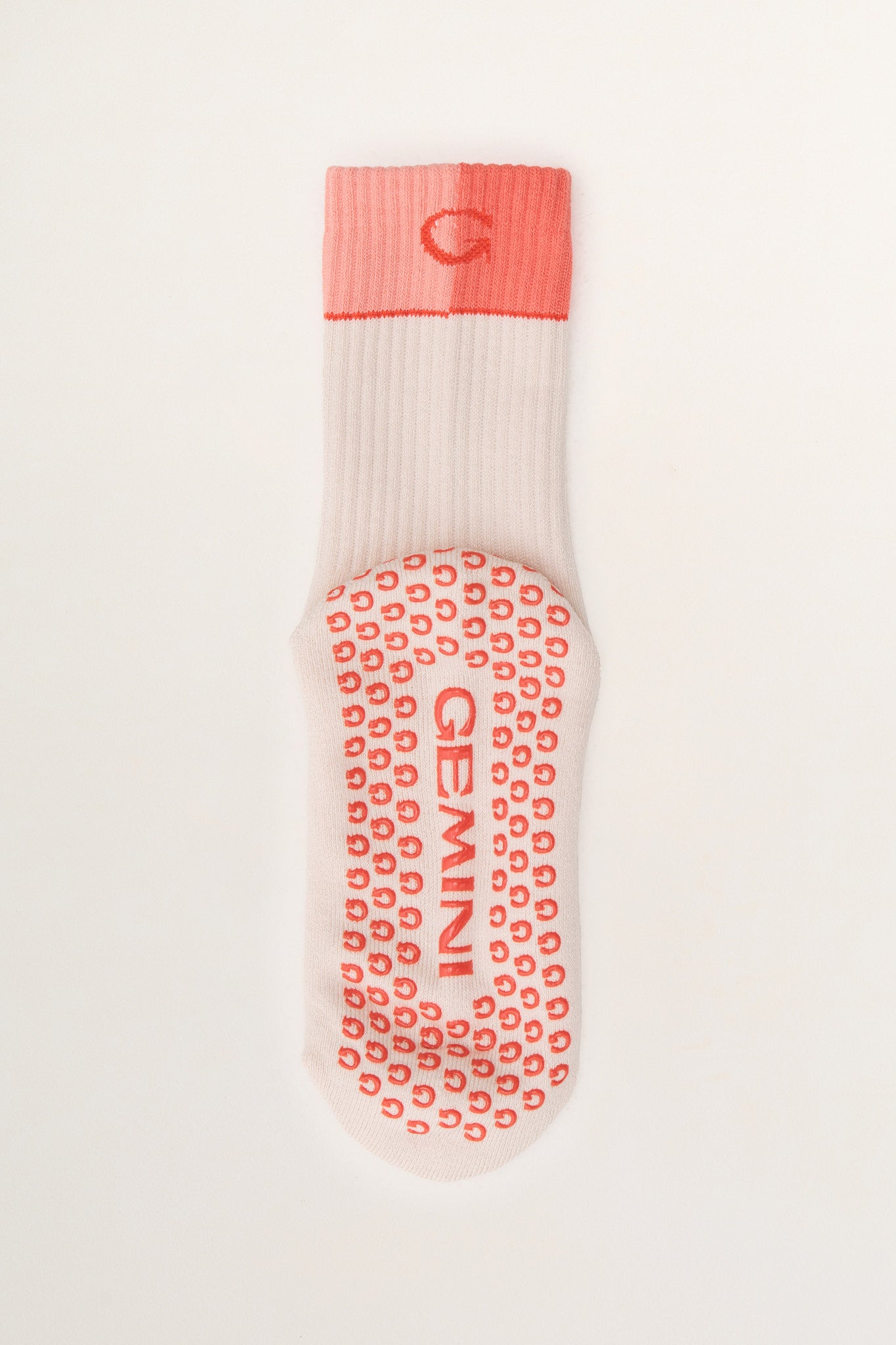 
                  
                    popular unisex pink pilates grip socks for everyday movement
                  
                