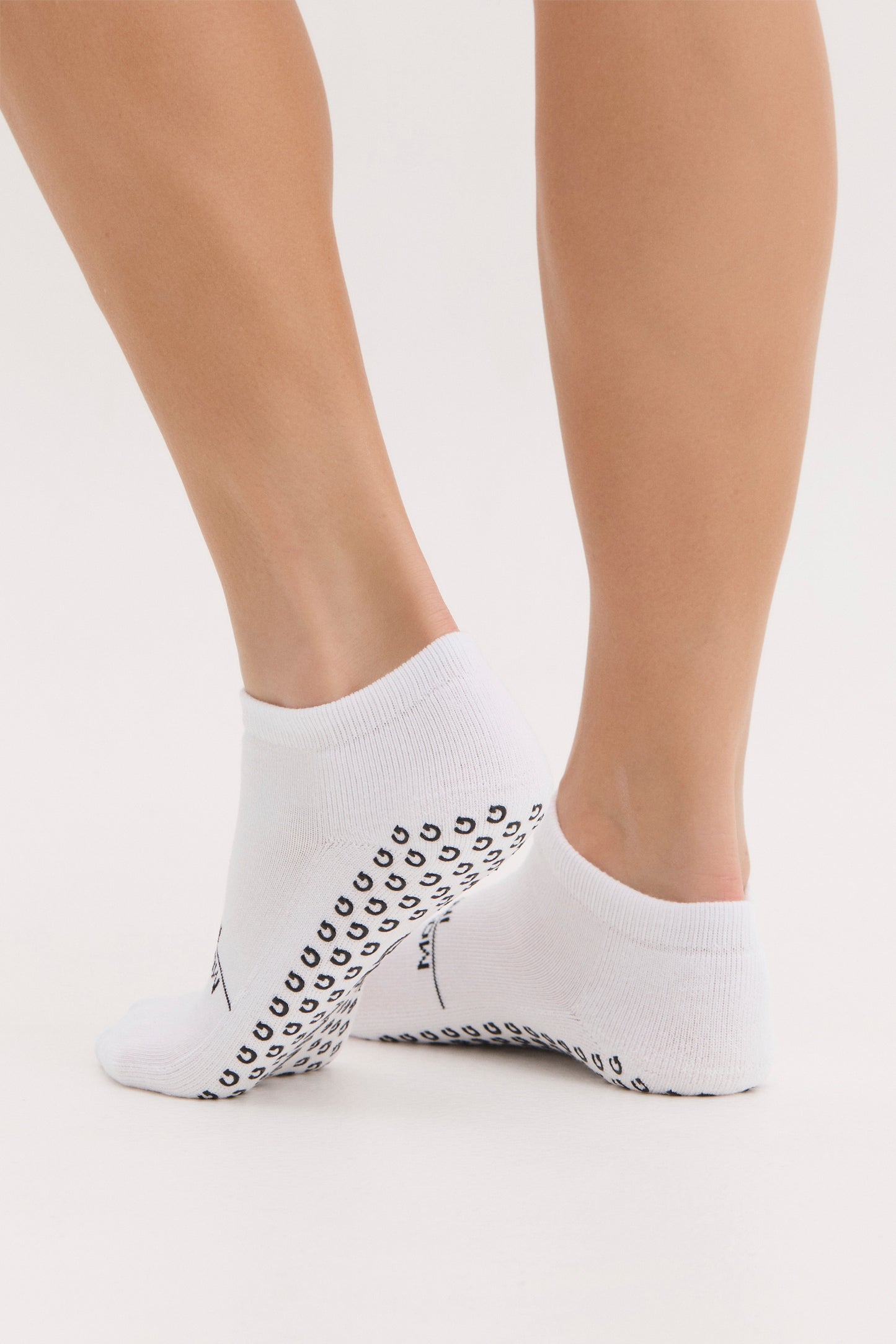 
                  
                    Form Ankle White
                  
                