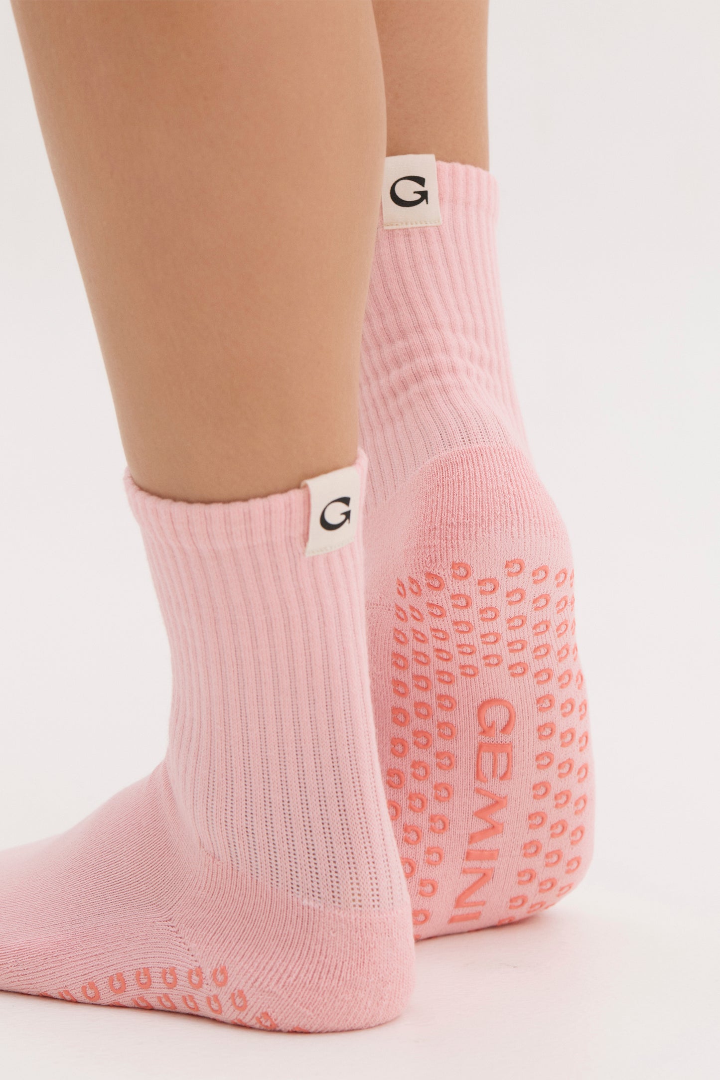 
                  
                    minimalist pilates grip socks australia
                  
                