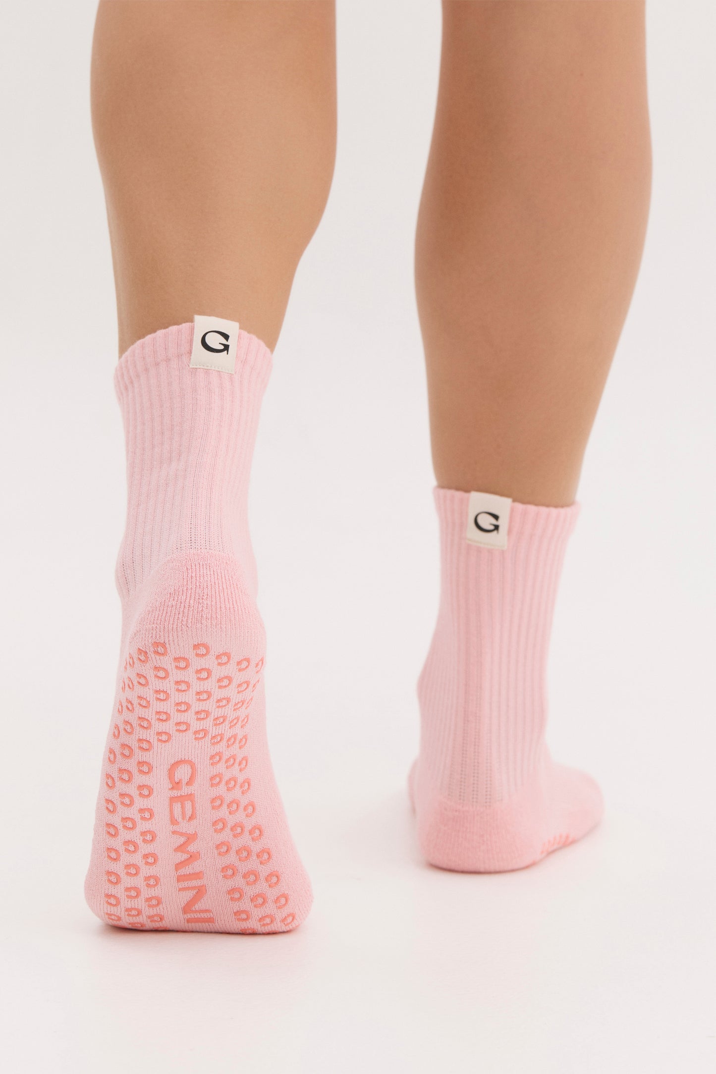 
                  
                    breathable active grip socks australia
                  
                
