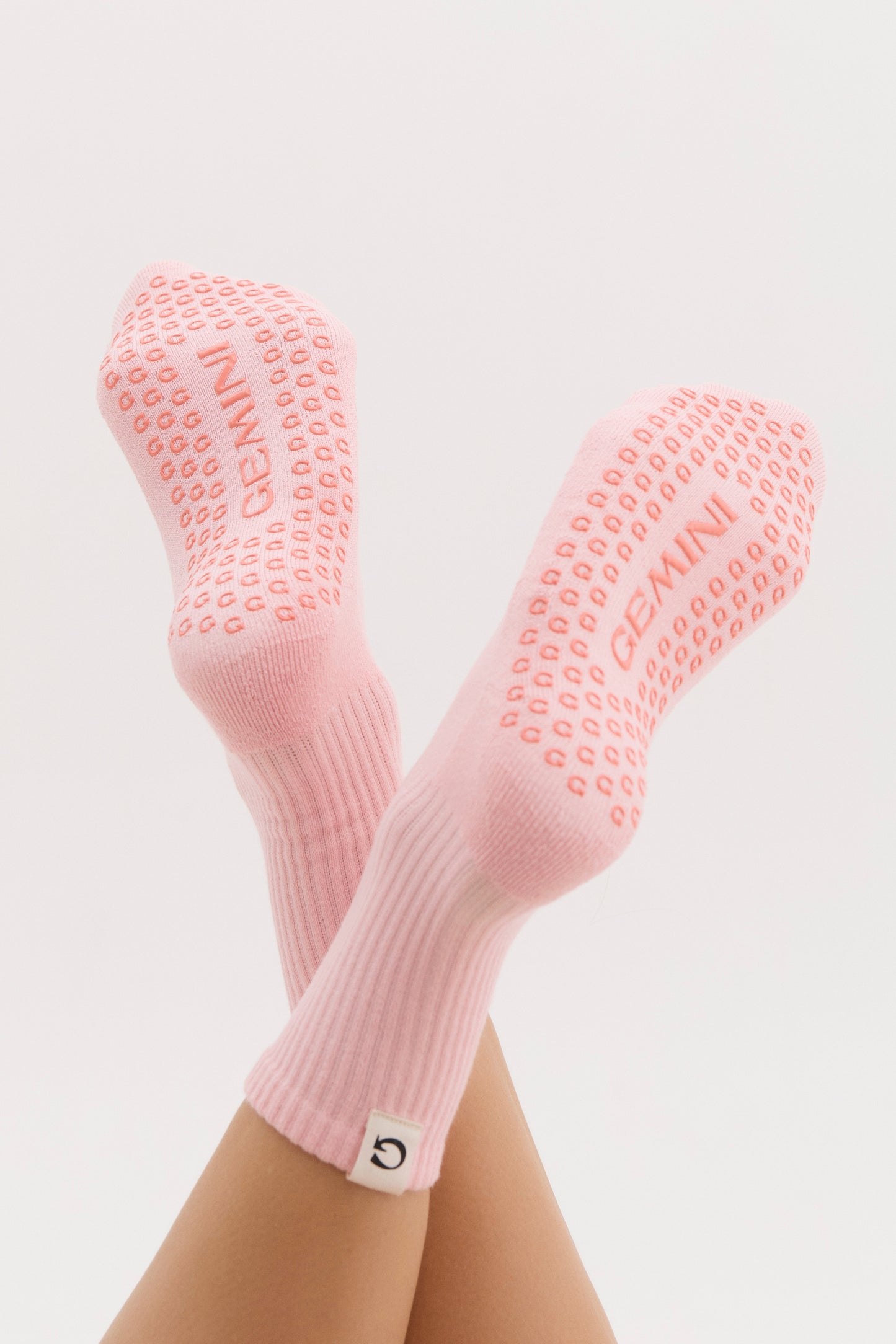 
                  
                    slip proof pilates socks australia
                  
                