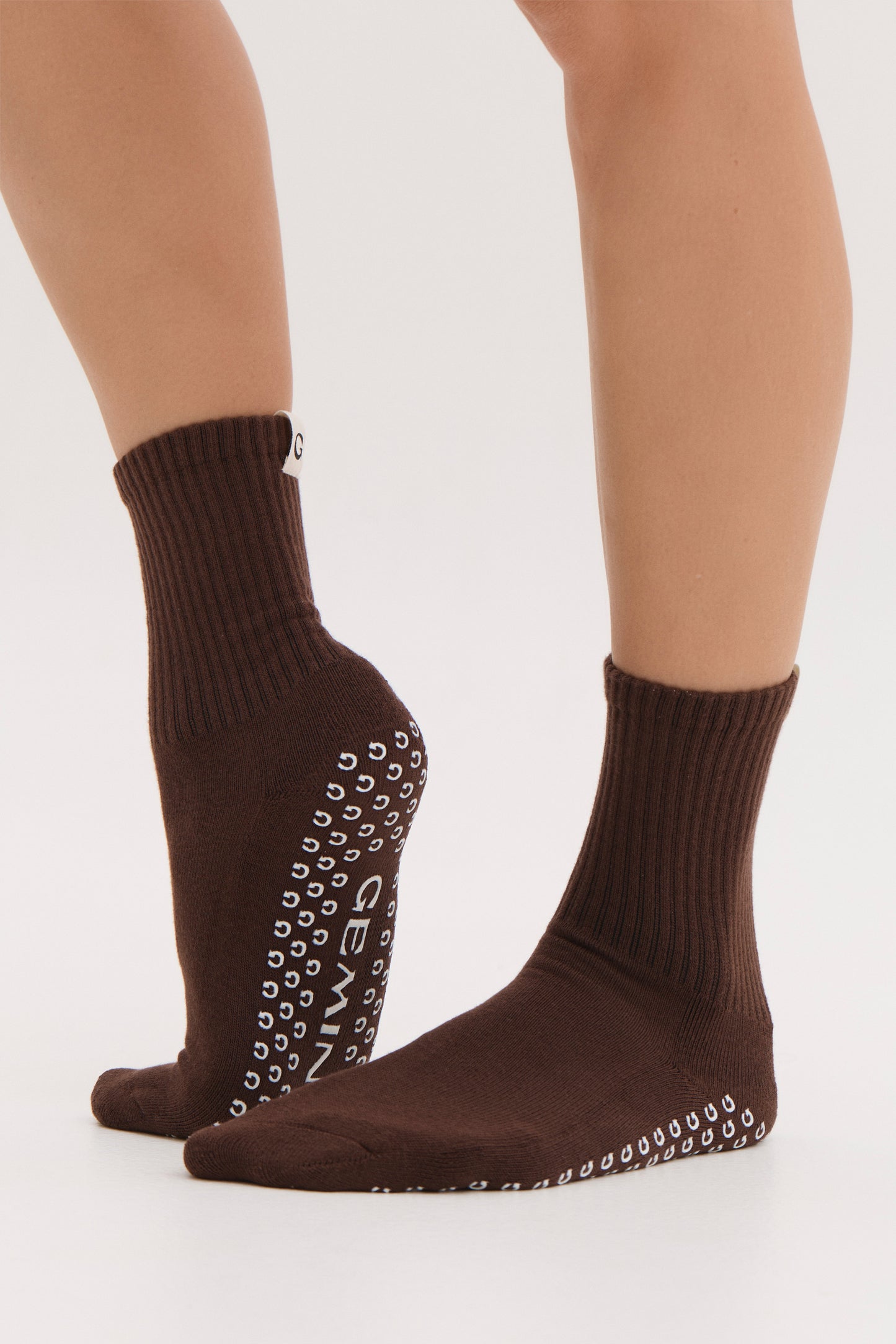 
                  
                    luxe pilates grip socks for women
                  
                