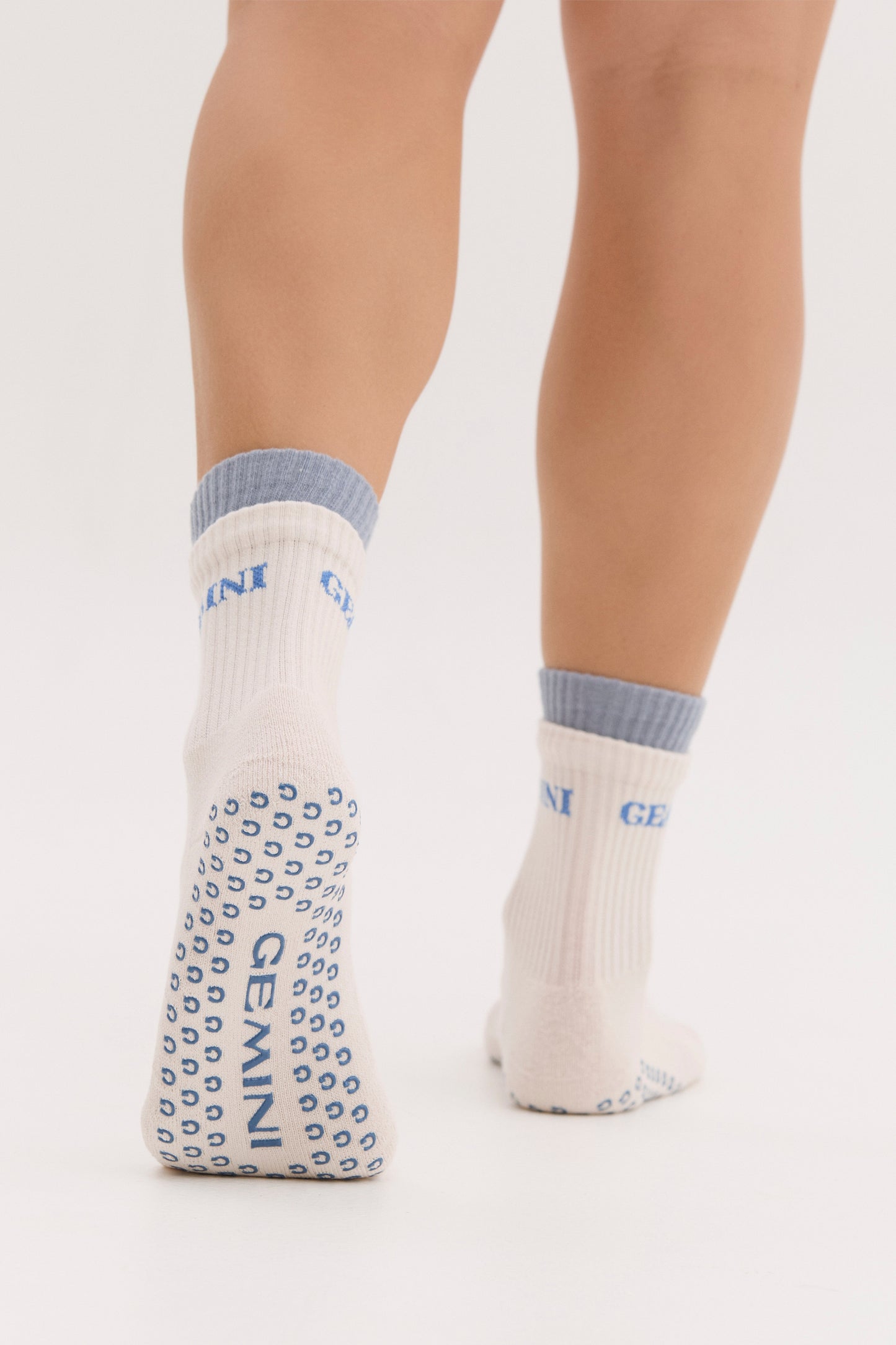 
                  
                    studio pilates grip socks australia
                  
                