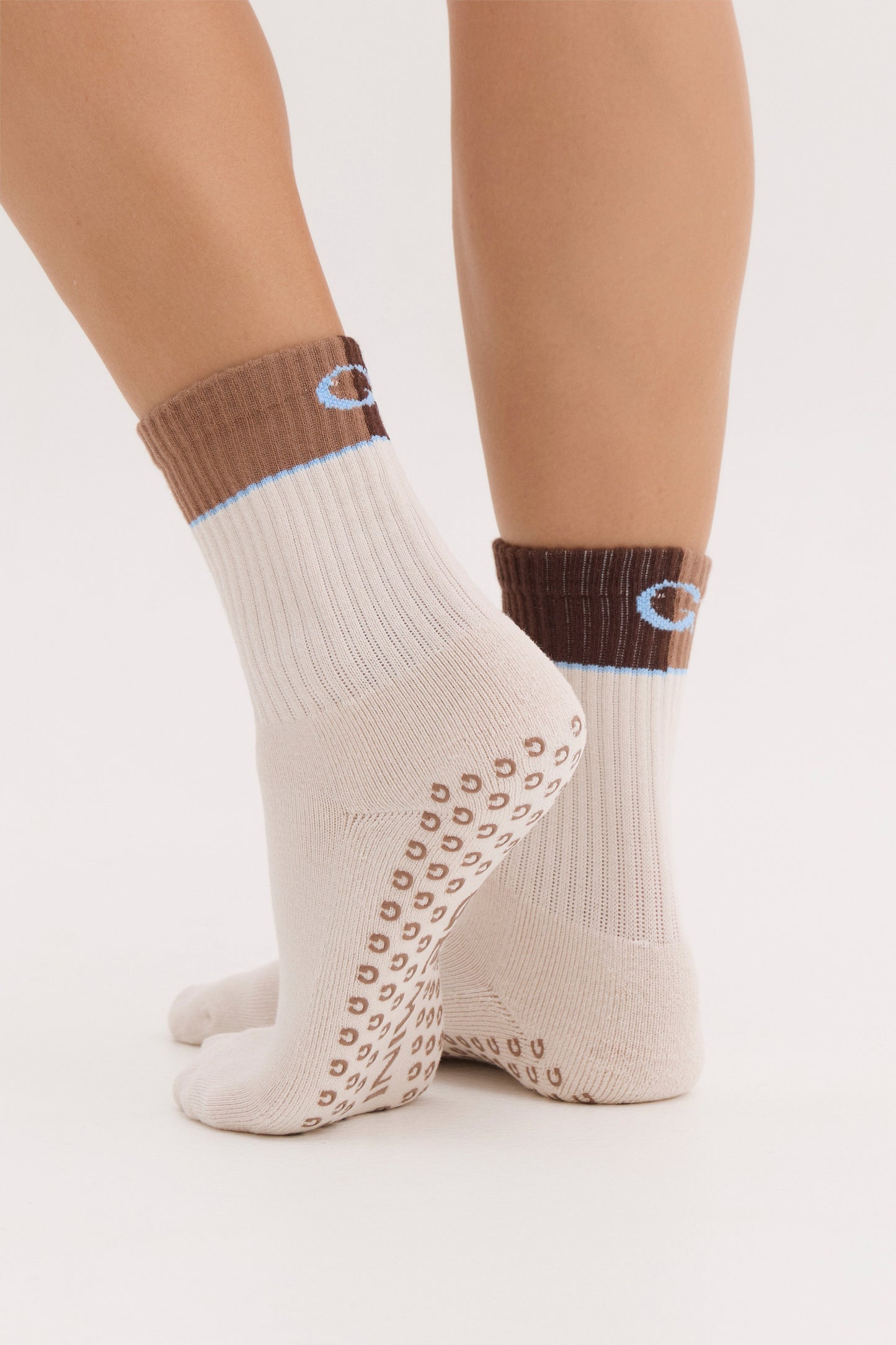 neo crew choc pilates grip socks non slip australia