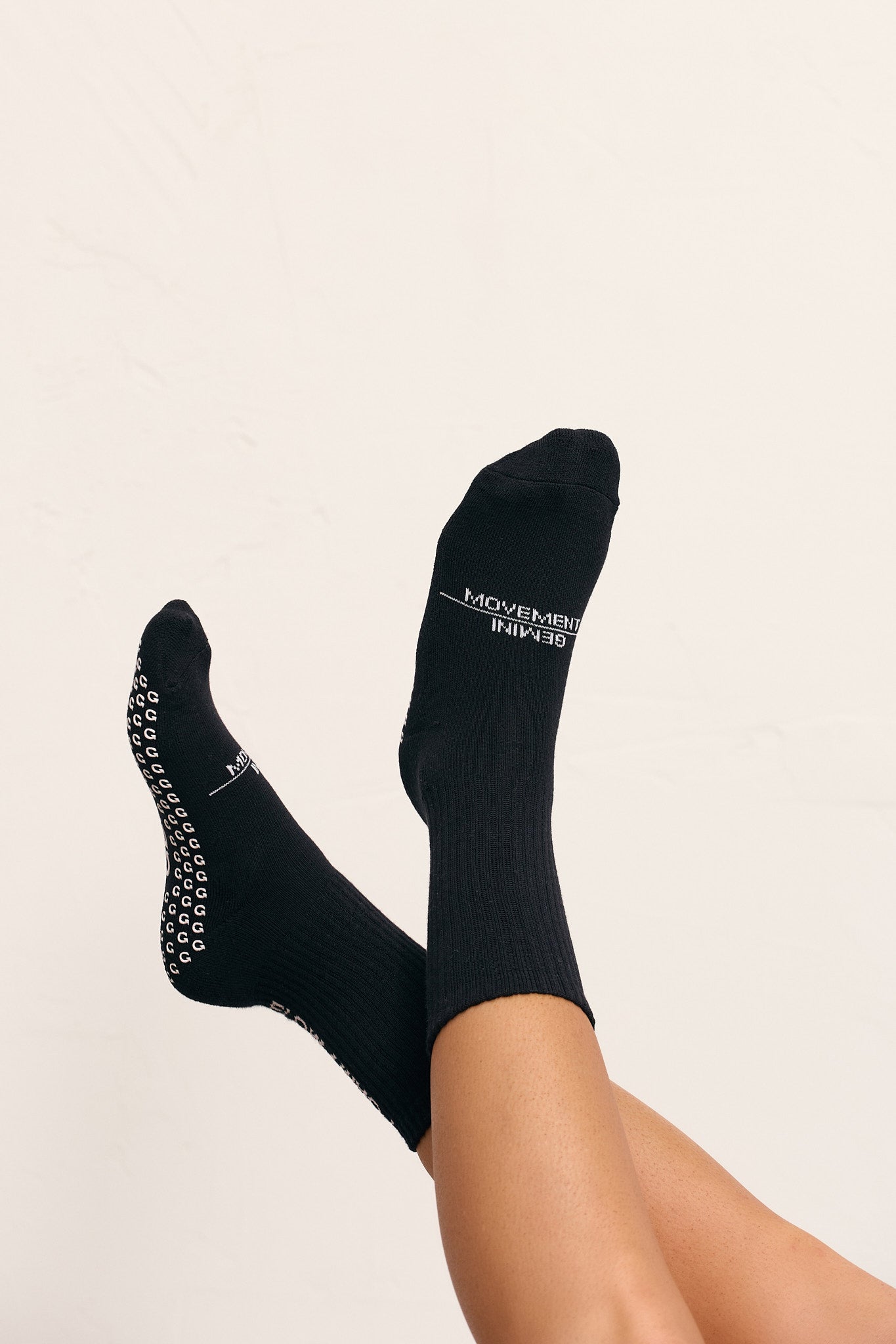 
                  
                    black non slip pilates socks for men man and unisex studio workouts
                  
                